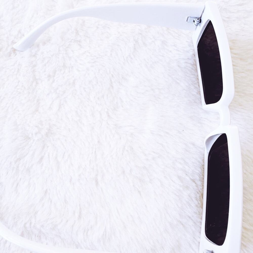 Aaron White Rectangular Sunglasses - Picture 4 of 11